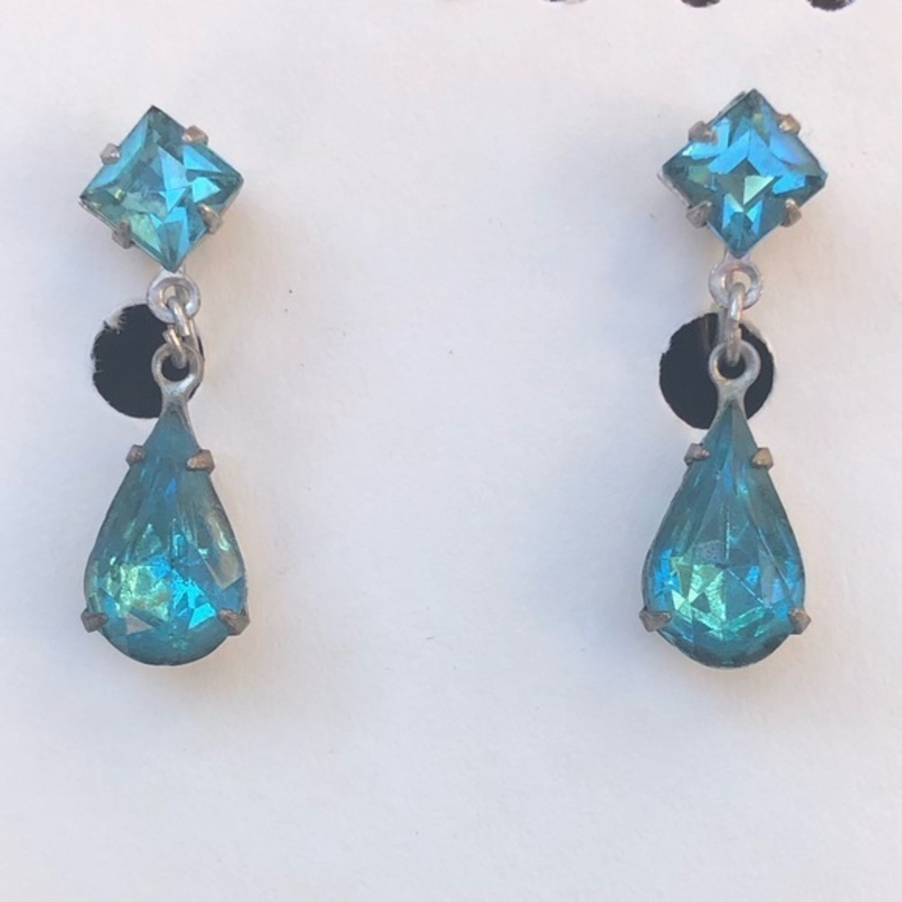 Vintage Turquoise Teardrop Screw back Earrings